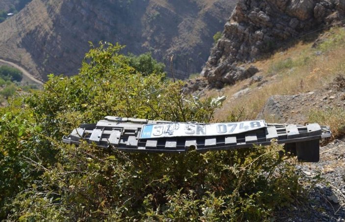 Şırnak’ta otomobil şarampole uçtu: Anne ve oğlu öldü