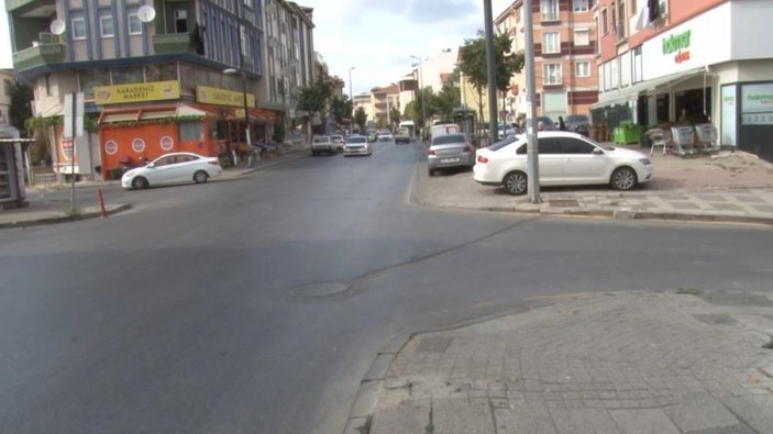Ümraniye'de motosiklet bebek arabasına çarptı: Hamile anne sinir krizi geçirdi