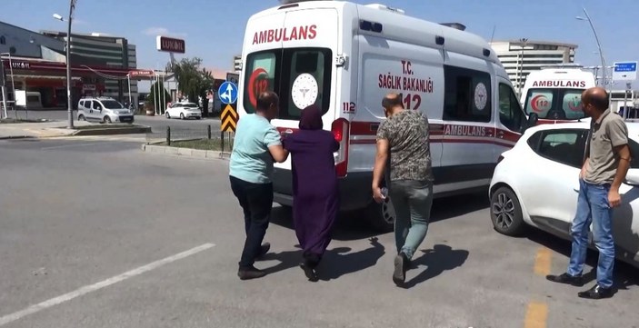 Erzurum'daki kazada eşini öldü sanan kadın, panik yaşadı