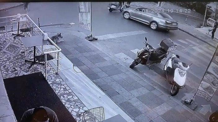 Ümraniye'de motosiklet bebek arabasına çarptı: Hamile anne sinir krizi geçirdi