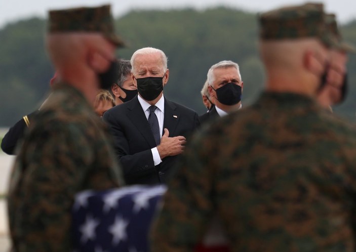 Asker oğlu öldükten sonra Joe Biden'ı eleştiren annenin hesabı askıya alındı