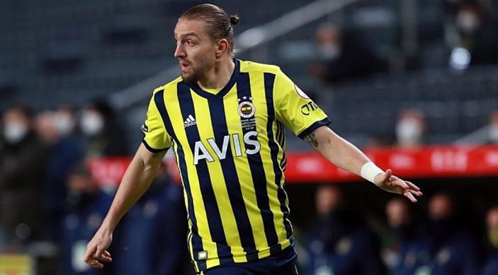 Caner Erkin Trabzonspor ile mi anlaştı? Açıklamayı o isim duyurdu..