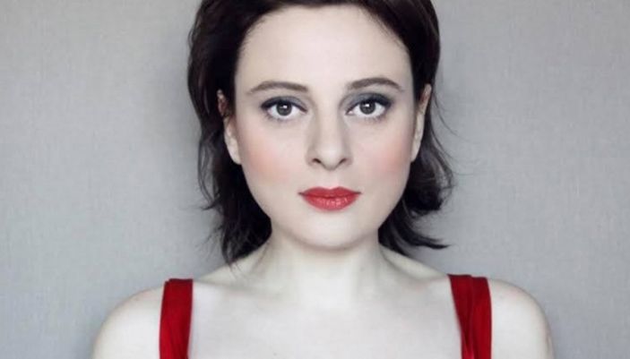 Asmalı Konak dizisinin yıldızı büyüdü! Asmalı Konak'ın Zeynep'i Eylem Yıldız'ı tanımak oldukça zor..