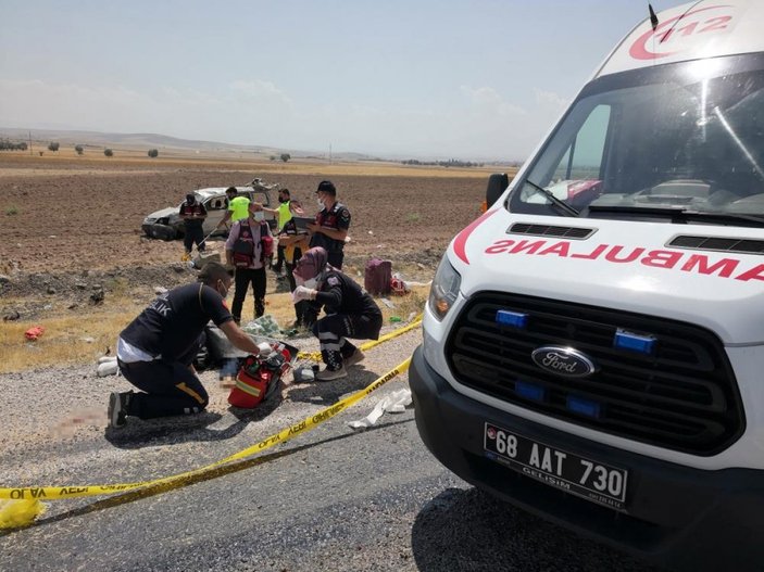 Nevşehir'de kontrolden çıkan otomobil tarlaya düştü: 1 ölü 4 yaralı
