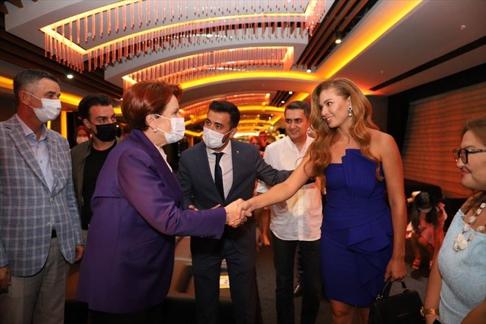 İYİ Parti Genel Başkanı Meral Akşener, Tomris Hatun filminin galasında