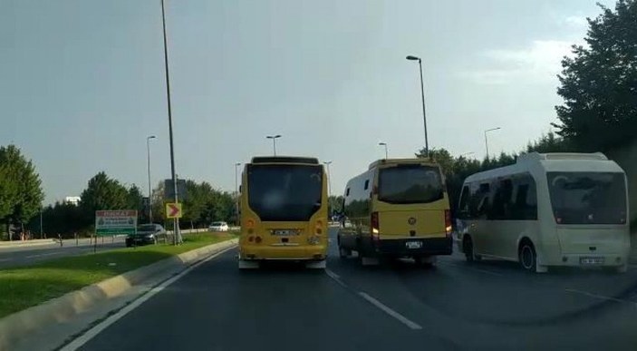 Bakırköy'de düğün konvoyundaki 4 minibüsçüye ceza kesildi