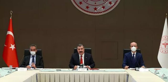 15 yaş ve üstü için aşı zorunlu mu oldu? Fahrettin Koca açıkladı