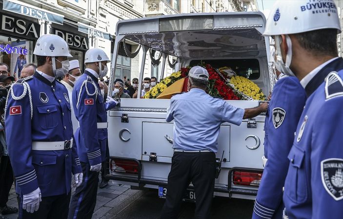 Ferhan Şensoy'a veda