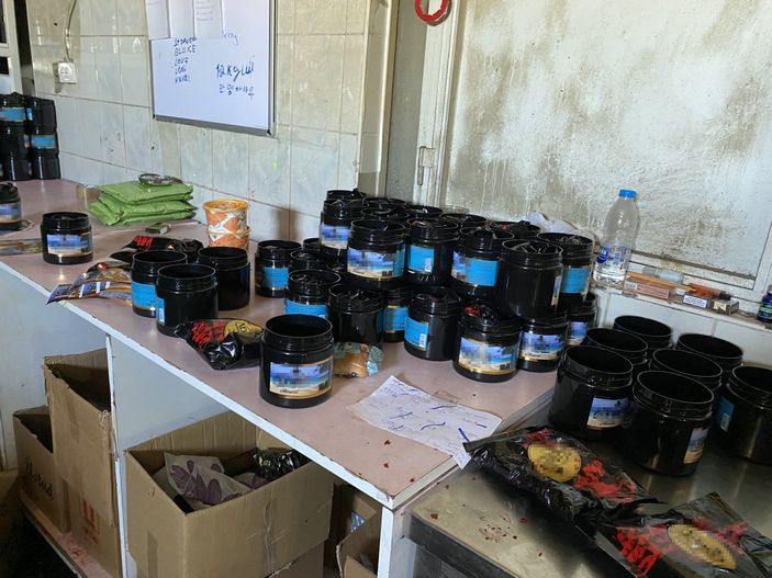 i Beylikdüzü’nde nargile tütünü imalathanesine operasyon