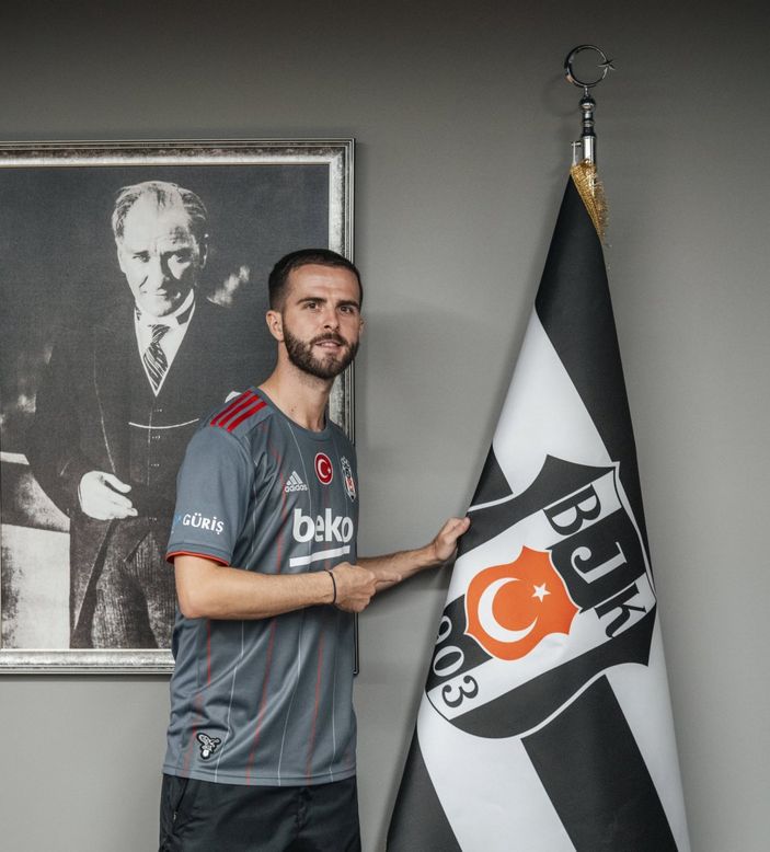 Miralem Pjanic: Beşiktaş'ta kupalar kazanacağım