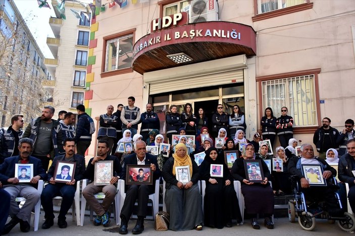 Diyarbakır'da ailelerin evlat nöbeti 3'üncü yılına girdi