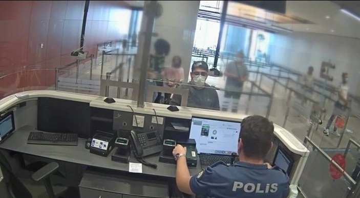 FETÖ/PDY üyesi, İstanbul Havalimanı'nda yakalandı