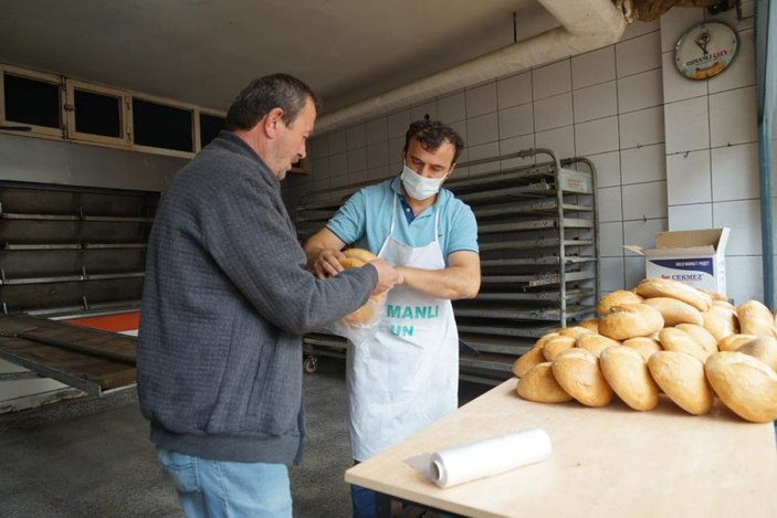 Kastamonu'da çamurdan temizlenen fırında ekmek üretimine başlandı
