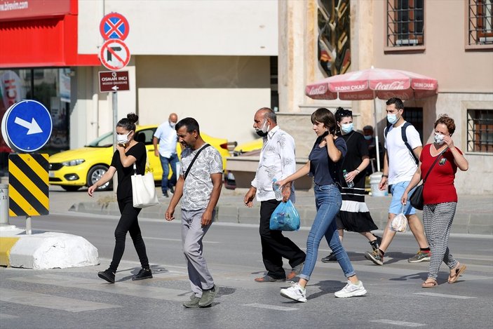 Aşılanmanın yüksek olduğu Trakya'da maskeler unutuldu