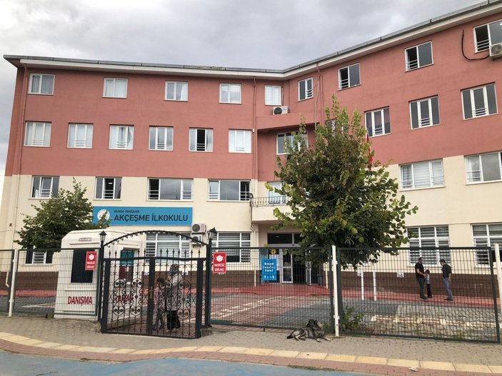 Bursa'da öğrencinin testi pozitif çıktı: 31 kişi karantinada