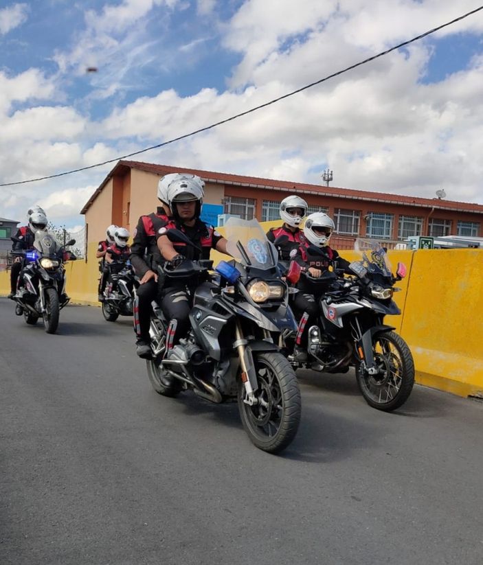 d İstanbul polisinden asayiş ve narkotik denetimi