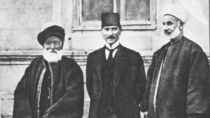 Türkiye Cumhuriyeti'nin temellerinin atıldığı Sivas Kongresi'nin 102. yılı