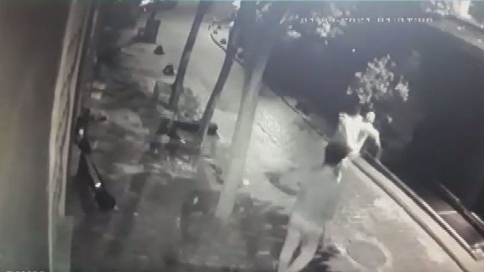 Beyoğlu’nda Ukraynalı turisti darbettikten sonra gasbettiler