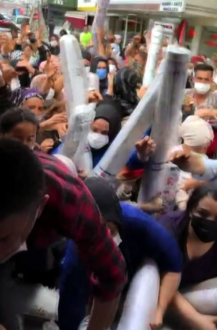 d Avcılar’da halı kampanyası ortalığı karıştırdı