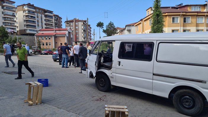 Zonguldak’ta, eski arkadaşını silahla boynundan vurdu