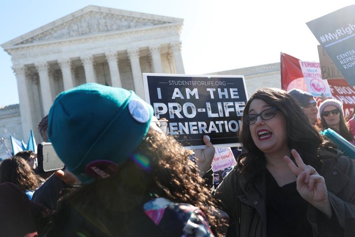 Teksas'taki kürtaj yasağına ABD Adalet Bakanlığı tepki gösterdi