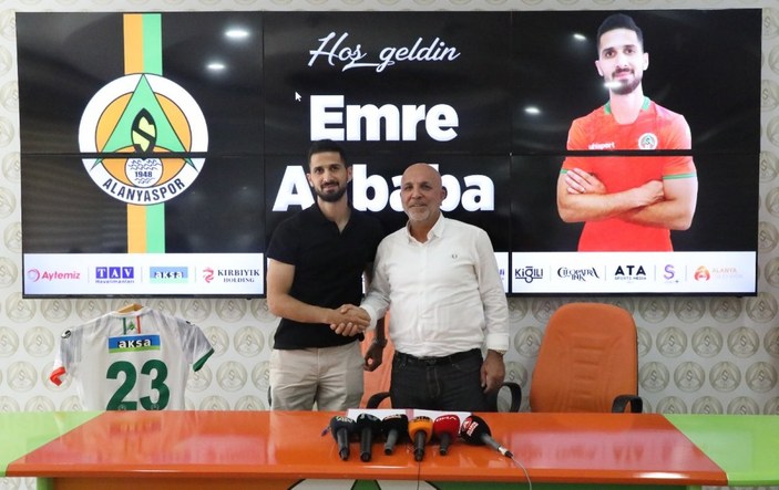 Emre Akbaba: Çıkış yakalayıp Galatasaray'a dönmek istiyorum