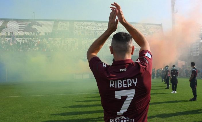 Ribery için coşkulu tanıtım