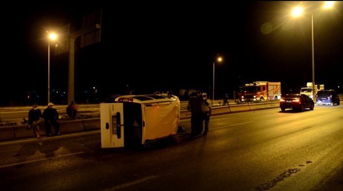 Ankara'da iki otomobilin çarptığı sürücü öldü