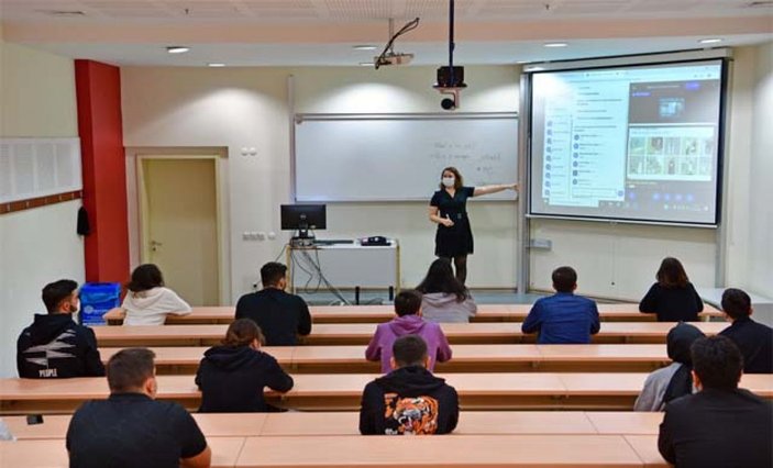YÖK Başkanı Erol Özvar’dan üniversitelerdeki yüz yüze eğitime ilişkin açıklamalar