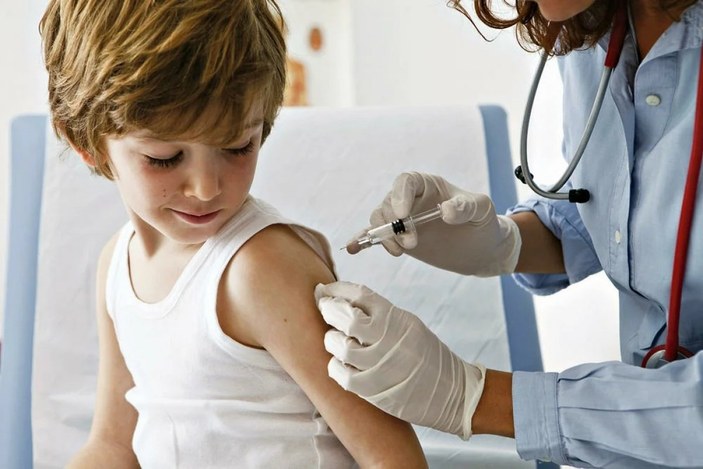 Slovakya'da 5 yaşındaki çocuklar aşı olabilecek