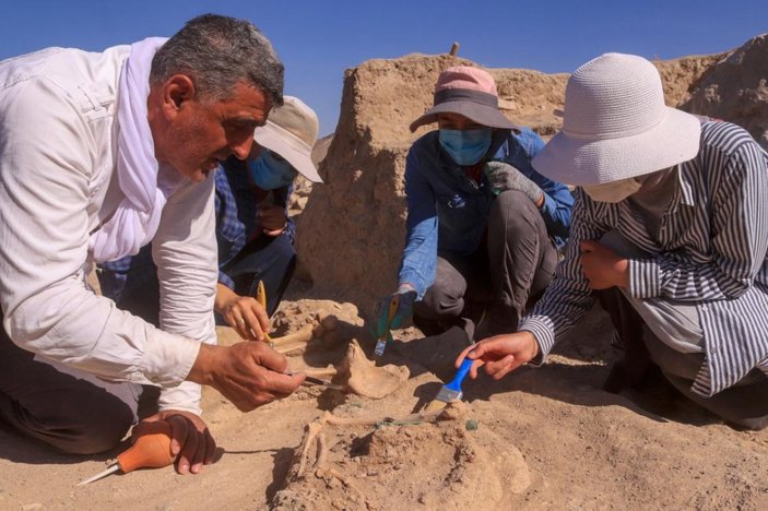 Van'da Urartular döneminde yaşamış bir kadın yöneticinin mezarı bulundu