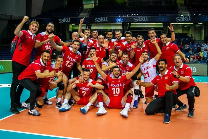 Çeyrek final yolunda: Türkiye - Sırbistan erkek voleybol maçı ne zaman, saat kaçta?