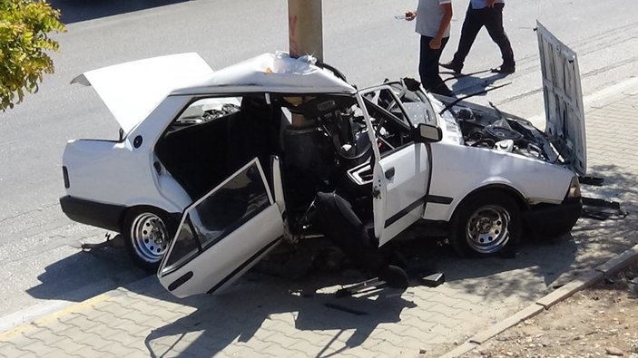 Gaziantep’te kaza yapan Tofaş ikiye katlandı