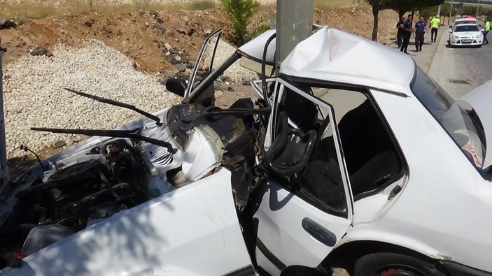 Gaziantep’te kaza yapan Tofaş ikiye katlandı