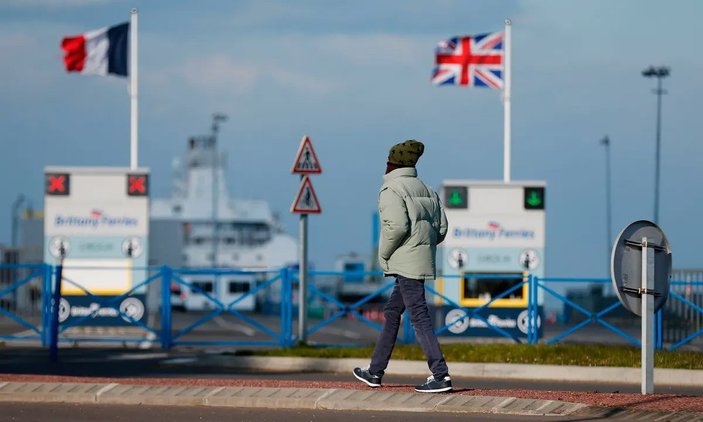 İngiltere ve Fransa arasında göçmen krizi