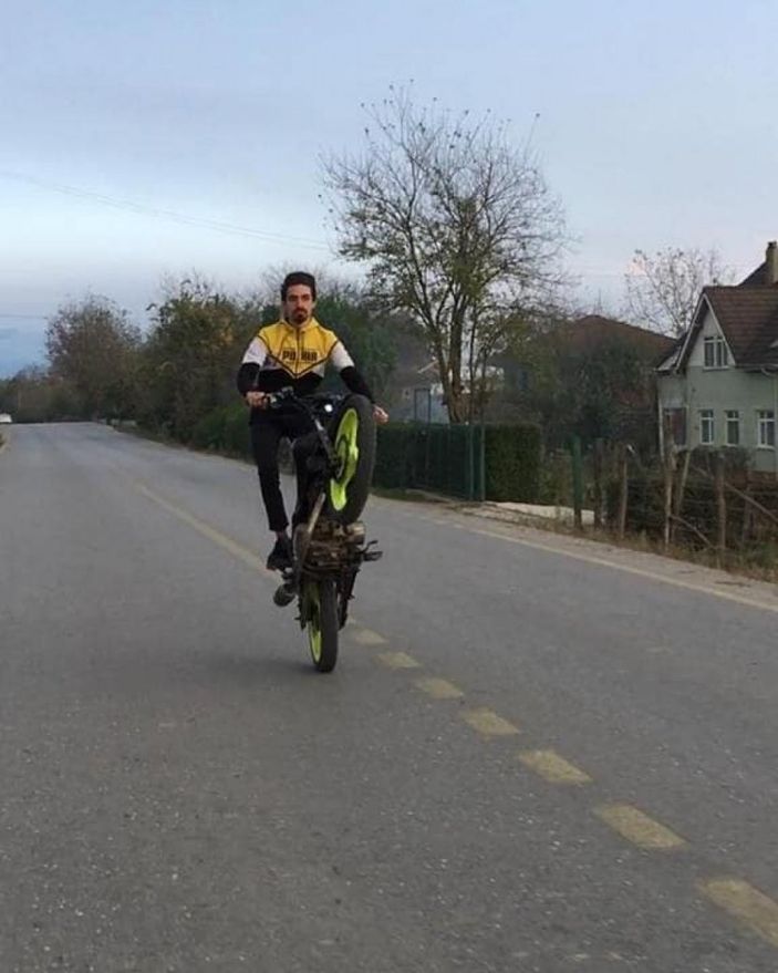 d Düzce'de yeni evlenen çift kazada yaşamını yitirdi