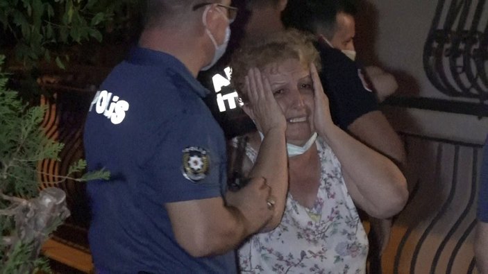 Antalya'da evin salonunda ölü bulundu