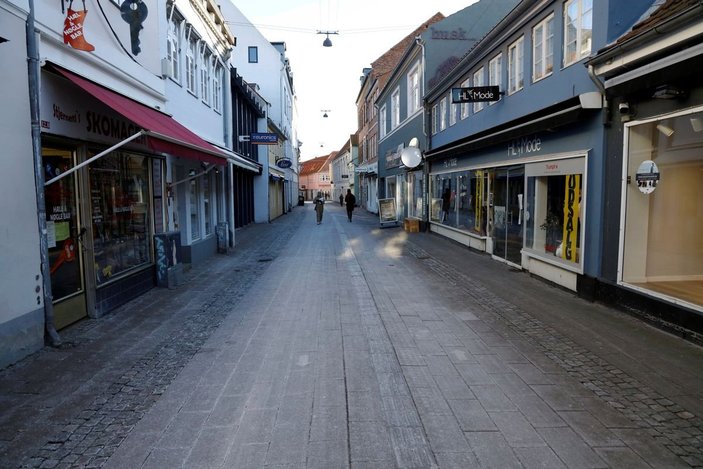 Danimarka'dan koronavirüs tedbirlerini kaldırma kararı