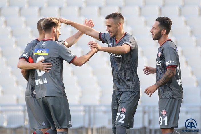 Fatih Karagümrük, Adana Demirspor'u 4 golle yendi