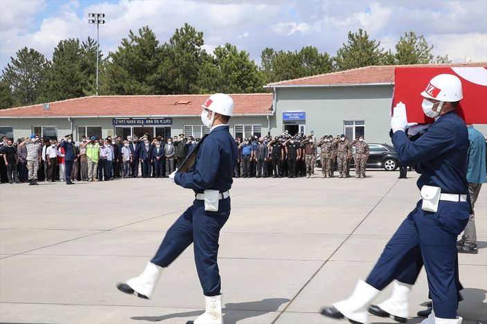 a İdlib'de 2 asker şehit oldu