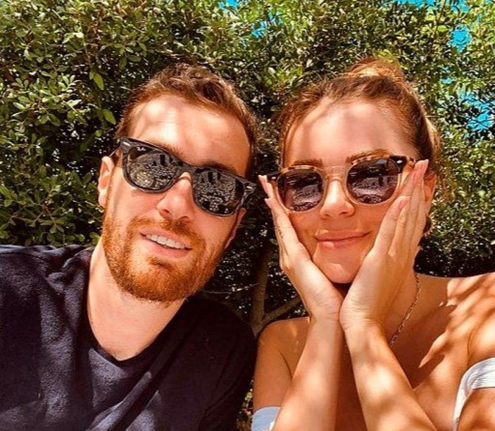 Ezgi Eyüboğlu'nu tamamen unuttu! Oğulcan Engin'in yeni aşkı bakın kim çıktı