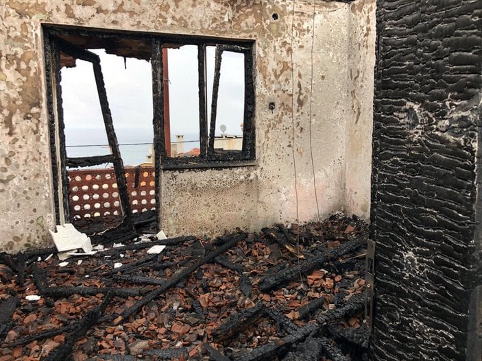 Zonguldak’ta, köpek besleyen komşusunun evini yaktı
