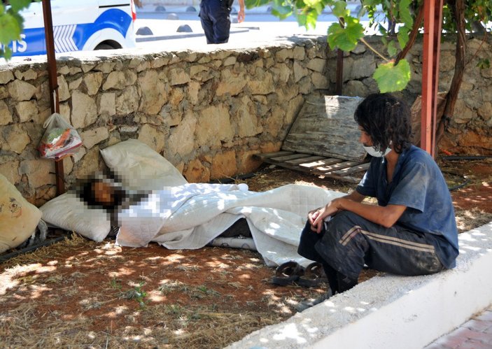 Antalya'da uyuşturucudan ölen ağabeye son bakış