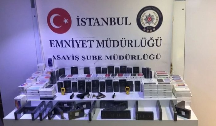 Ataşehir'de milyonluk cep telefonu hırsızlığı