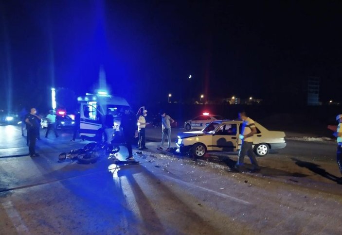 Isparta'da otomobil ile motosiklet çarpıştı