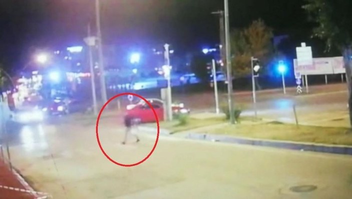 Samsun'da otomobil yaya geçidini kullanan adama çarptı
