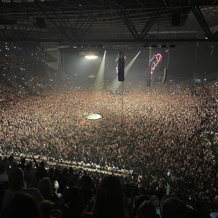 Danimarka'daki stadyumda 50 bin kişilik konser