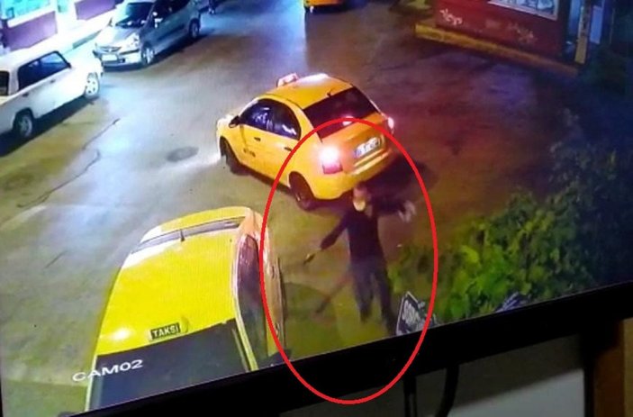 Ankara’da, taksi durağında kardeşine silahla saldırdı