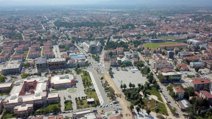 Düzce'de ev sahipleri 'emlakçıyım' diyerek komisyon alıyor