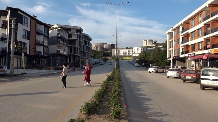 Düzce'de ev sahipleri 'emlakçıyım' diyerek komisyon alıyor